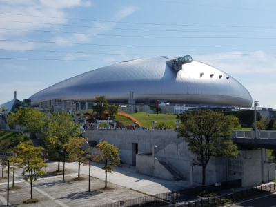 札幌ドームの広告は中央バスグループの1社のみｗ
